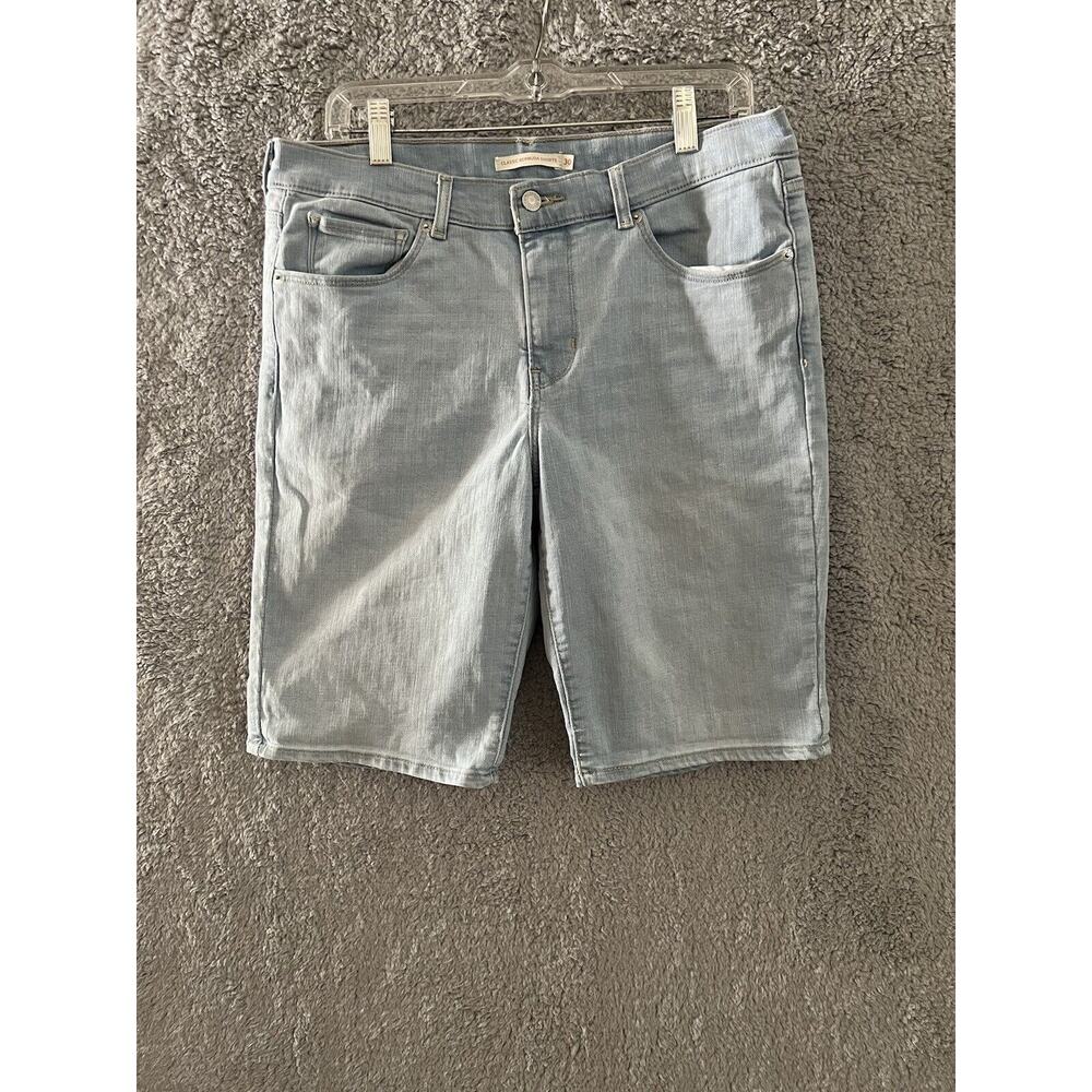 Levis Classic Bermuda Shorts Womens 30 Blue Light Wash Denim Mid Rise Zip